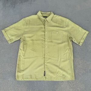REI Men Size L Short Sleeve Button Down Shirt Yellow Casual Outdoor Adventure